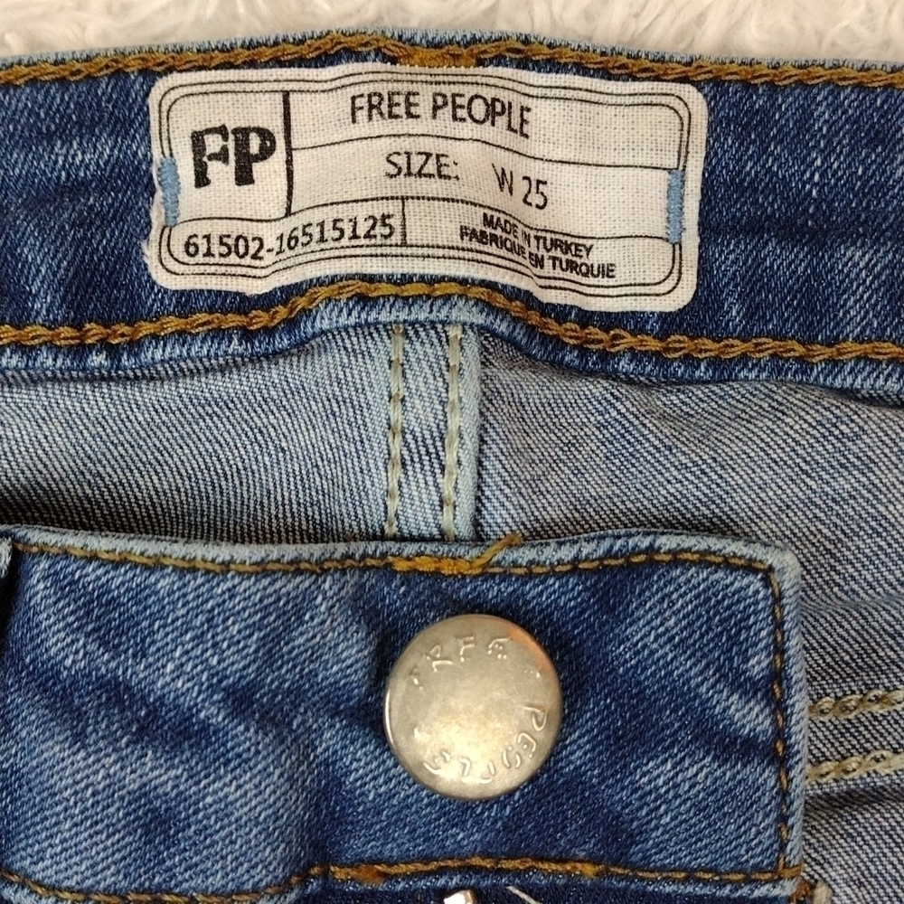 Free People Blue Medium Wash Five Pocket Mid Rise Raw Hem Cropped Boot Cut Jean - Picture 6 of 12